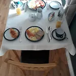 Dubhlinn House 3* دولين